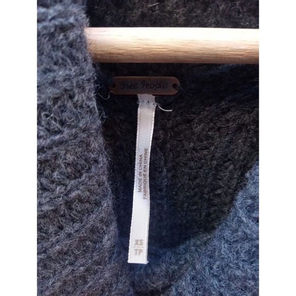 Free People Need It Now Turtleneck Ribbed Wool Sweater Vest‎ with Split Back Xs - Picture 4 of 7